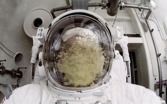 space_vomit.jpg space_vomit.jpg
