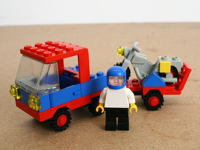 Moto_transport_diks.jpg Moto_transport_diks.jpg