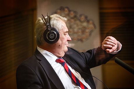 JB4890c5_003vlcek.jpg JB4890c5_003vlcek.jpg