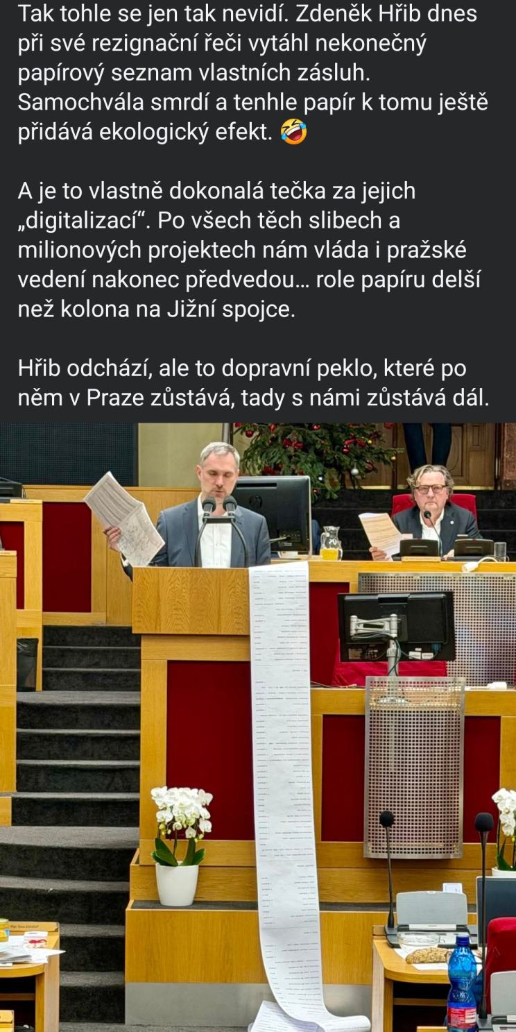 Obrázek digitalizacni role papiru