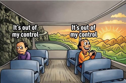 Obrázek Glass&nbsp;half&nbsp;empty&nbsp;-&nbsp;half&nbsp;full