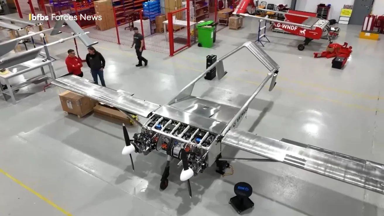 Obrázek dron&nbsp;Ultra&nbsp;z&nbsp;UK&nbsp;na&nbsp;rusaky