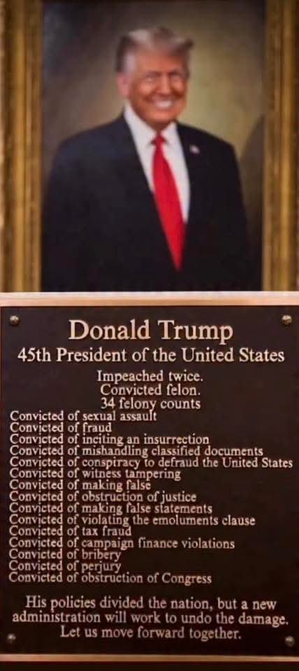 Obrázek na&nbsp;zdi&nbsp;v&nbsp;bilem&nbsp;dome&nbsp;fixed