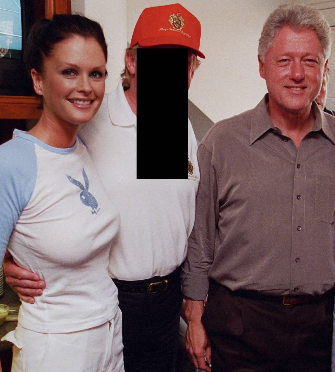 Obrázek odtajnene&nbsp;epstein&nbsp;file&nbsp;dokazuji&nbsp;ze&nbsp;Clinton&nbsp;byl&nbsp;jeho&nbsp;klient&nbsp;sachmat&nbsp;libtardi